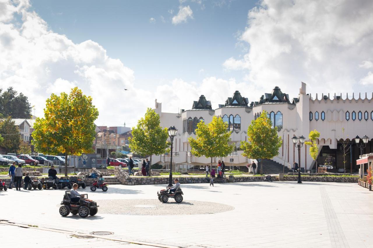 Hotel Vrbak Nd Novi Pazar Exteriör bild