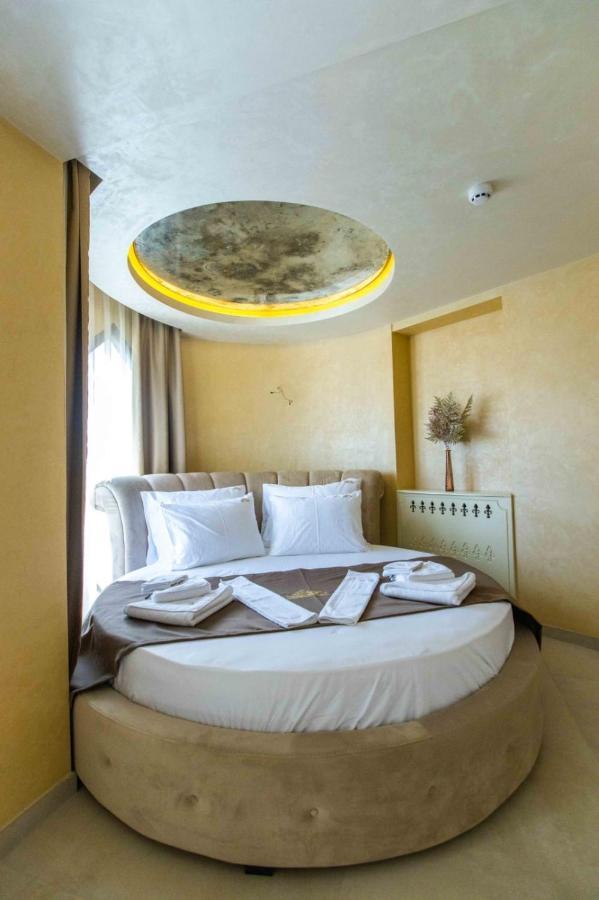 Hotel Vrbak Nd Novi Pazar Exteriör bild