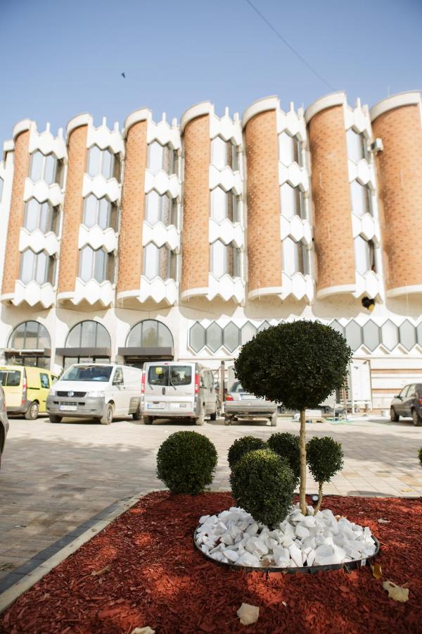 Hotel Vrbak Nd Novi Pazar Exteriör bild